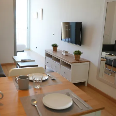 Tgna Lluria 11 Apartment *